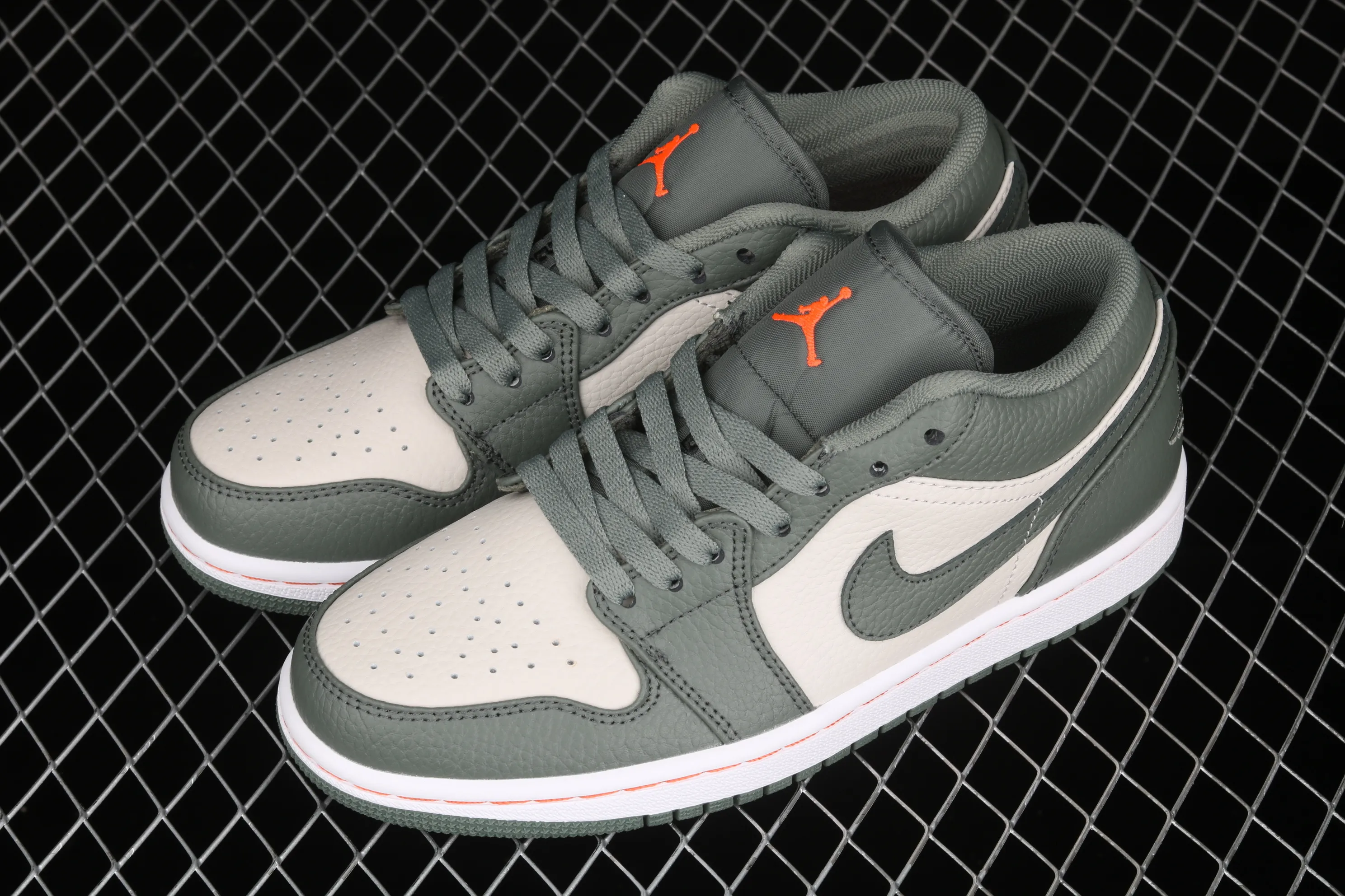 All categories Air Jordan Jordan series basketball shoes Air Jordan 1 Low Air Jordan 1 Low AJ1 Joe 1 low-top cultural and leisure sports sneakers 553558-121
